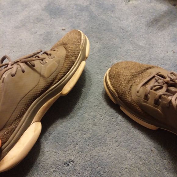 jordan shoes size 9 1/2 - Picture 2 of 4